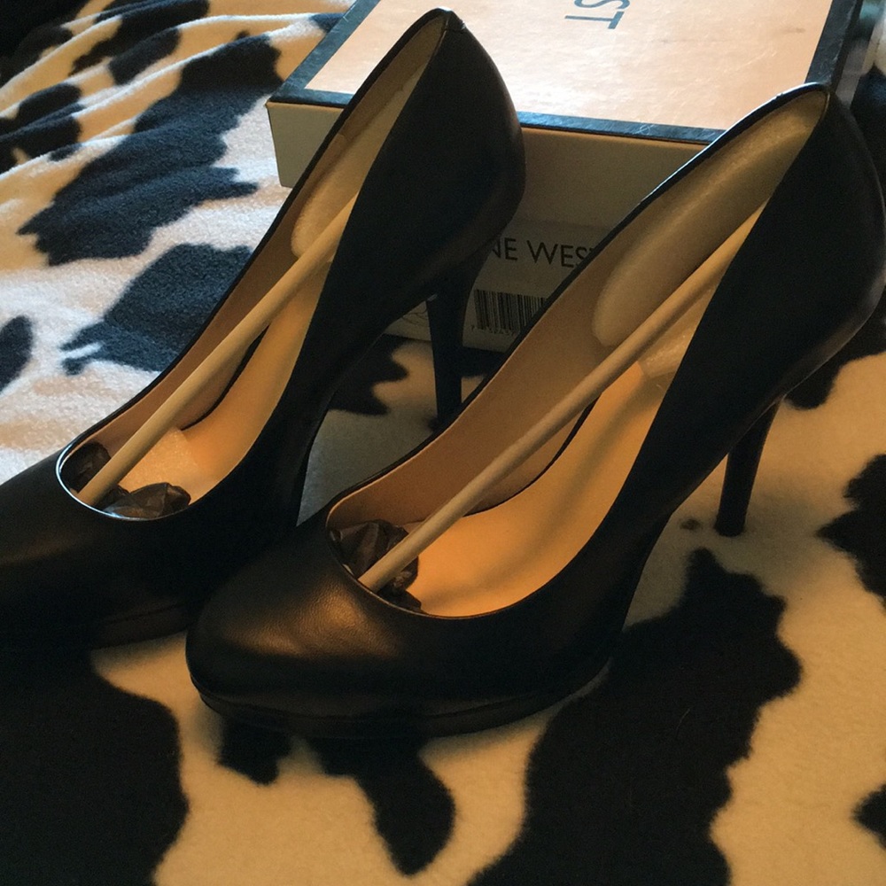 Nine West pumps